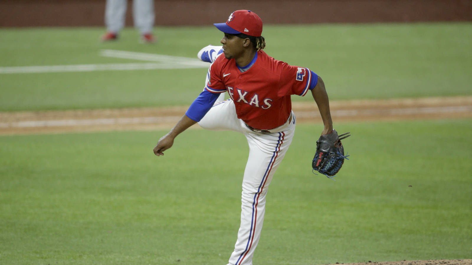 Mariners to acquire potential closer Rafael Montero - Vimarsana News