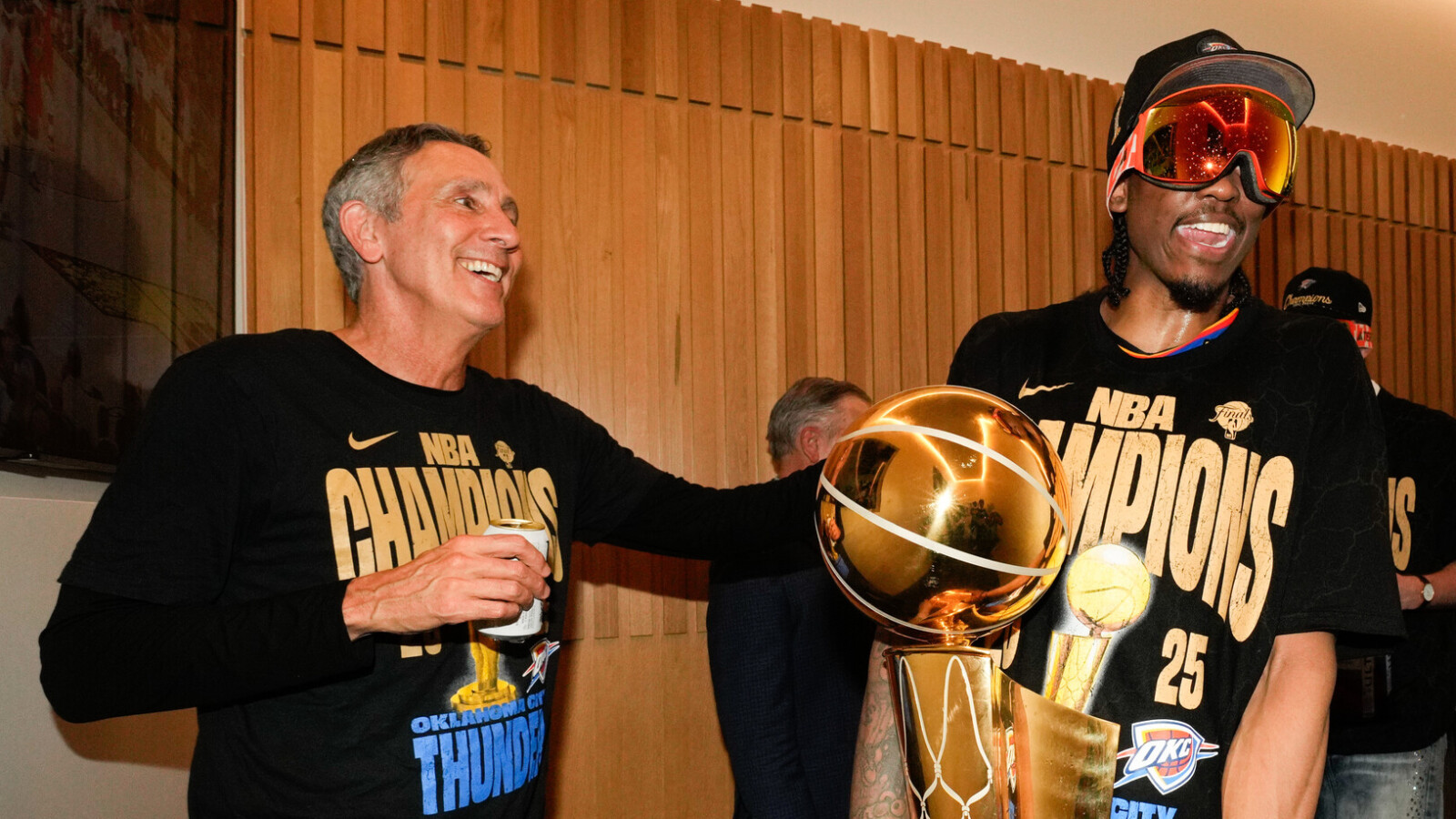 https://www.yardbarker.com/media/d/d/ddce80ab5465e9c6d307bb3128ae63e93bd0367d/thumb_16x9/30-point-duos-nba-finals-game-quiz.jpg?v=1