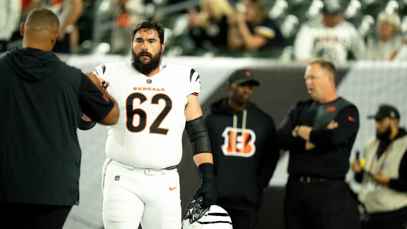 Giants Sign OL Lucas Patrick | Yardbarker