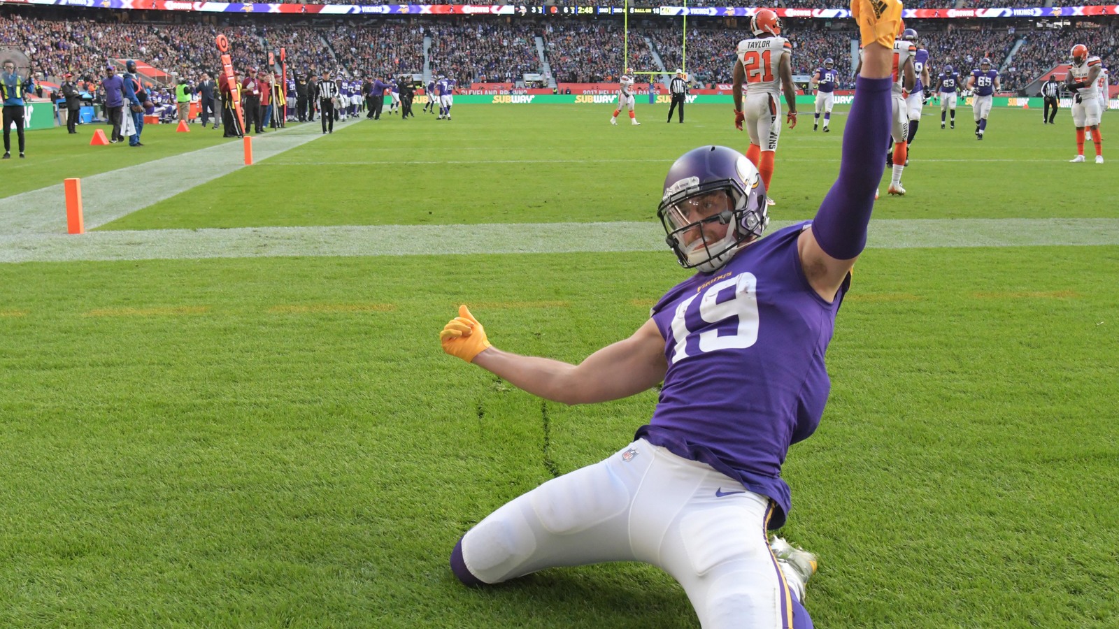 Watch Vikings with best TD celebration of the season Yardbarker