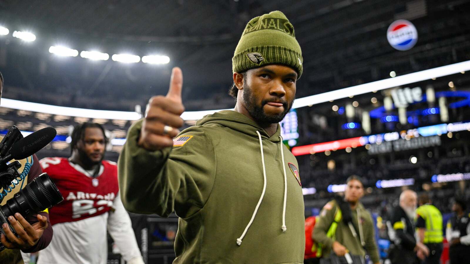 Vikings QB Kyler Murray speaks about his relationship with J.J. McCarthy, and it's much different than his competitor