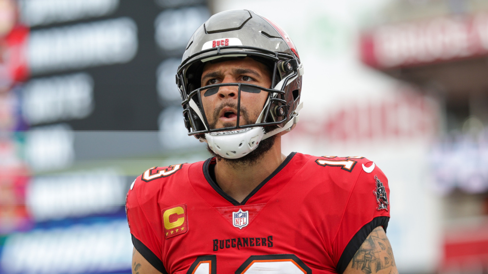 https://www.yardbarker.com/media/d/e/de247b994c5012f374333e3ecc446681b7814fee/thumb_16x9/buccaneers-react-devastating-mike-evans-injury.jpg?v=3