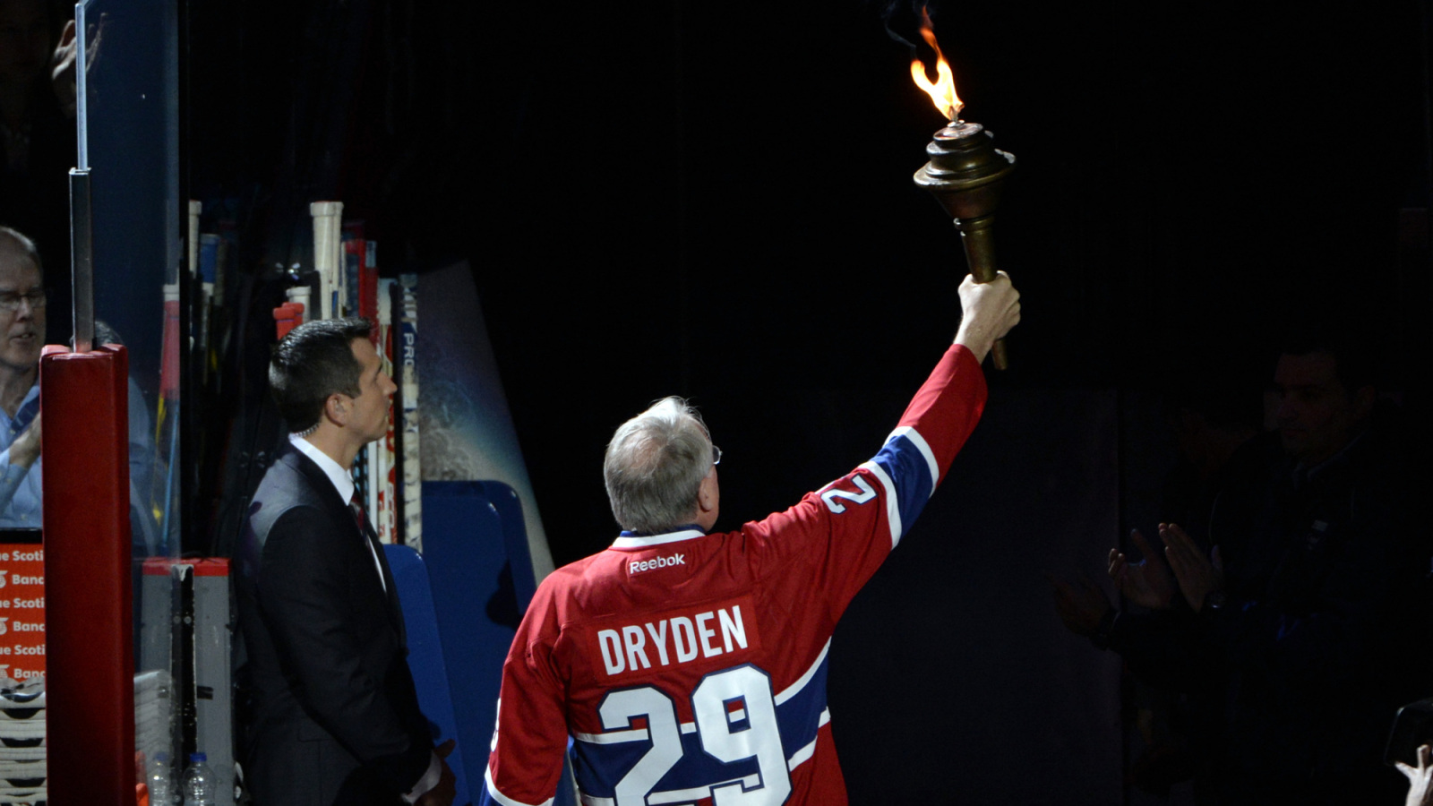 https://www.yardbarker.com/media/d/e/de55148d1e4e8dd70d60946fbc1690fe875d1daf/thumb_16x9/longtime-canadiens-goaltender-ken-dryden-passes.jpg?v=1