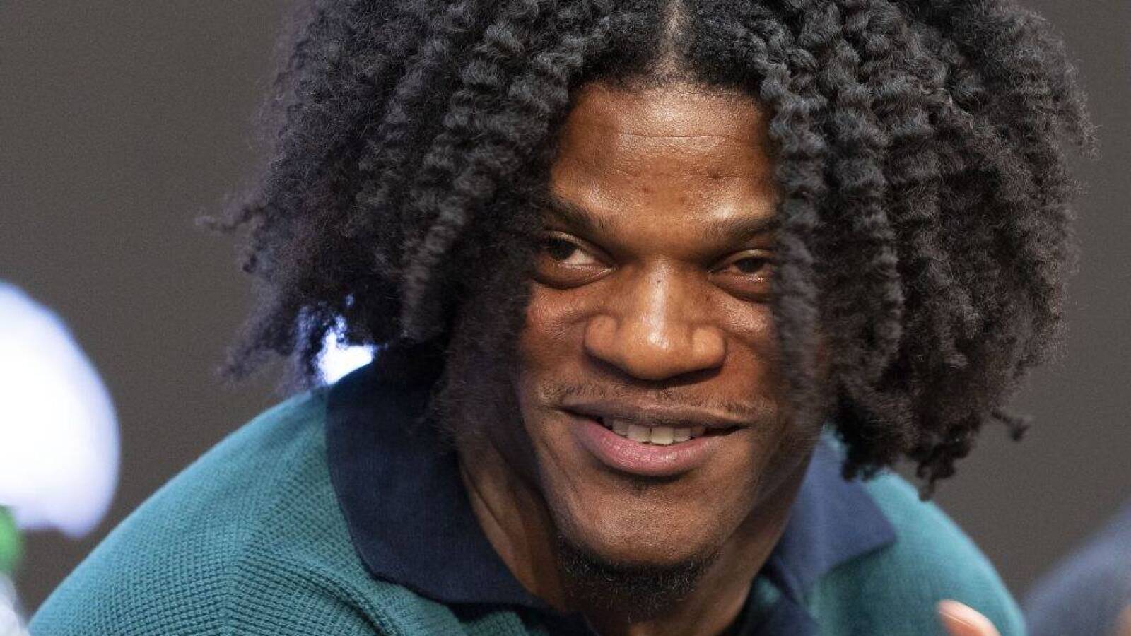 Lamar Jackson will be airing it out a lot more in 2023 - Vimarsana News