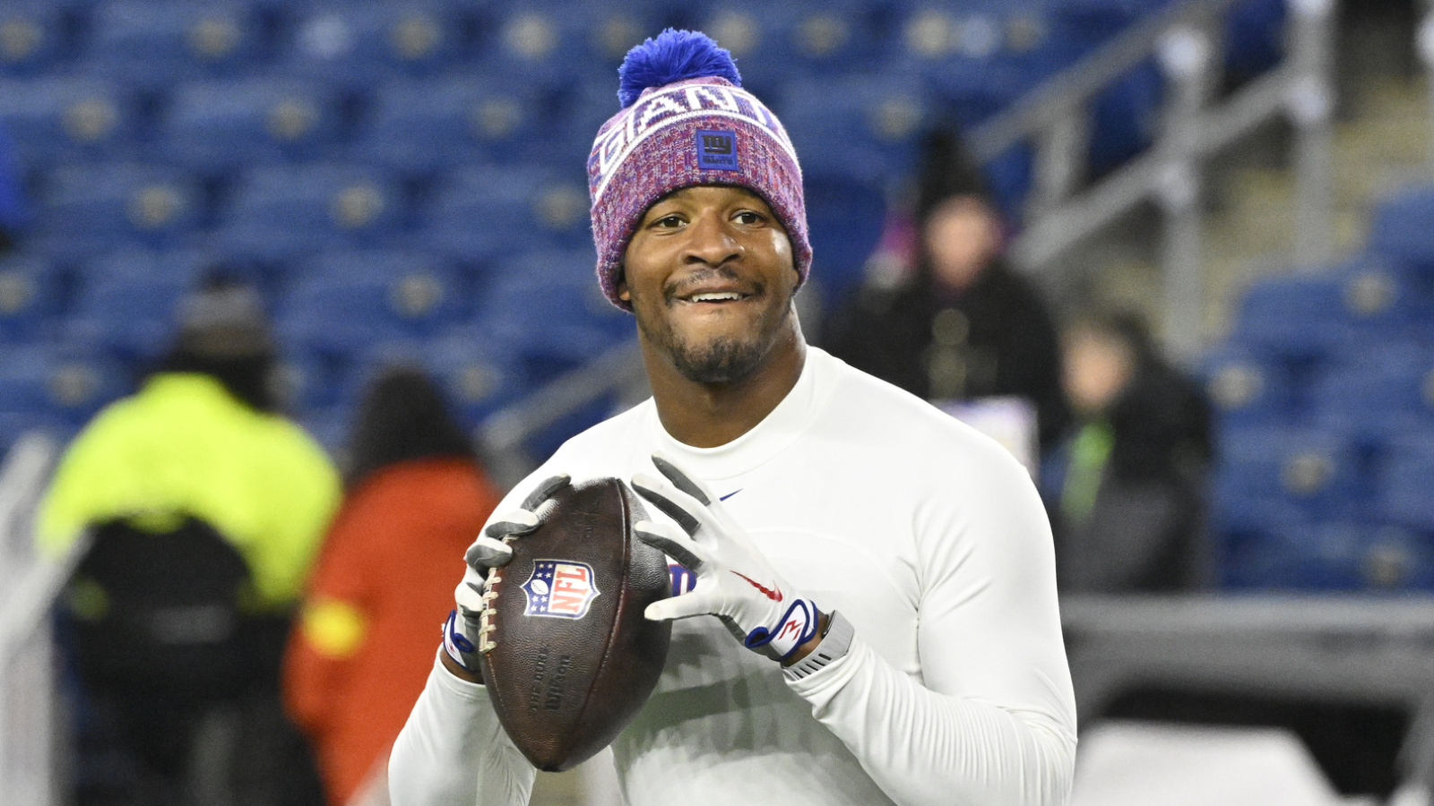 https://www.yardbarker.com/media/d/e/de77084dff3463497fa0da4b70f76dd185d9a69d/thumb_16x9/jameis-winston-wise-on-jaxson-dart-abdul-carter.jpg?v=1