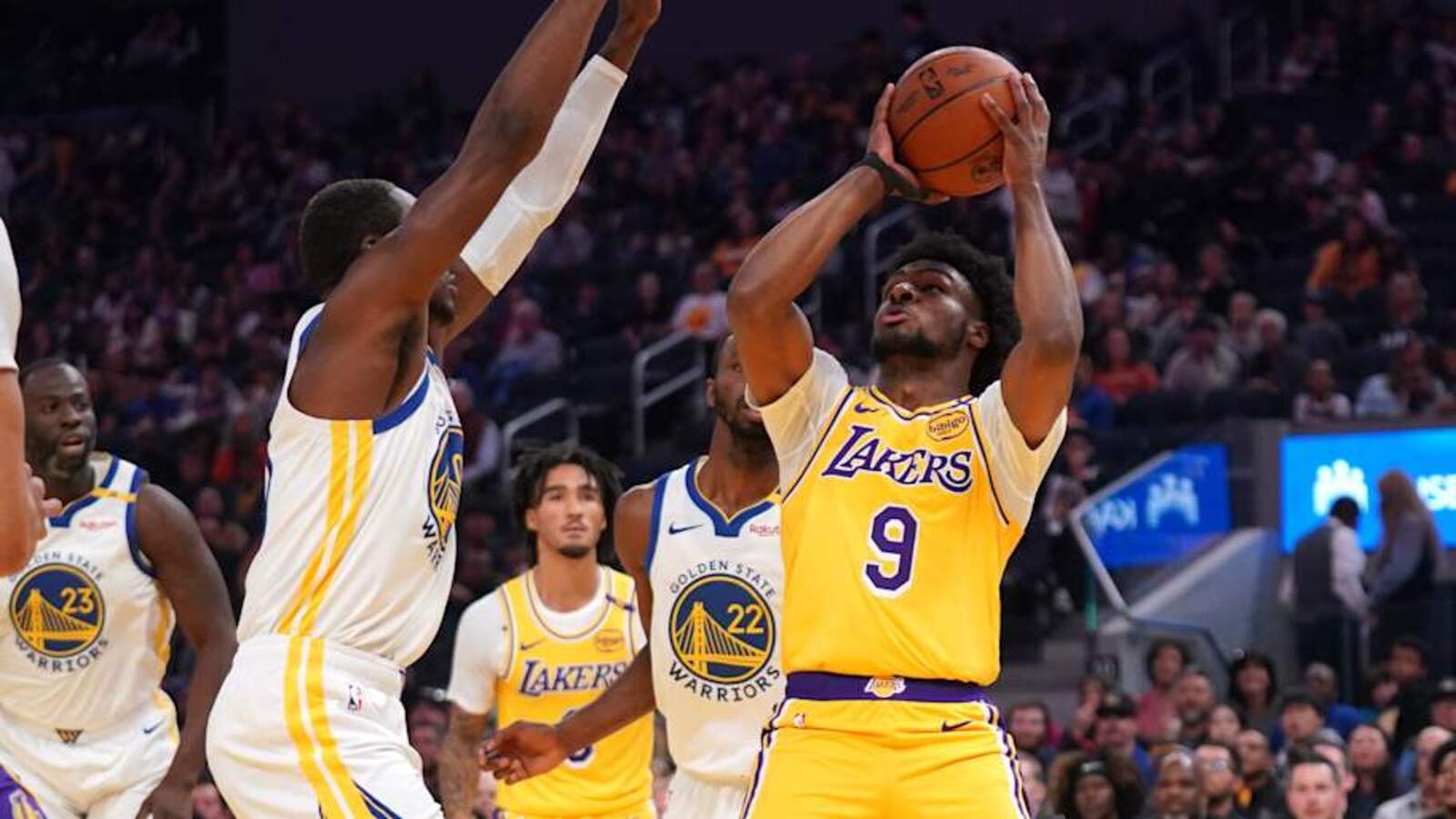 Bronny James AlleyOop Dunk Went Viral In LakersWarriors Game Yardbarker