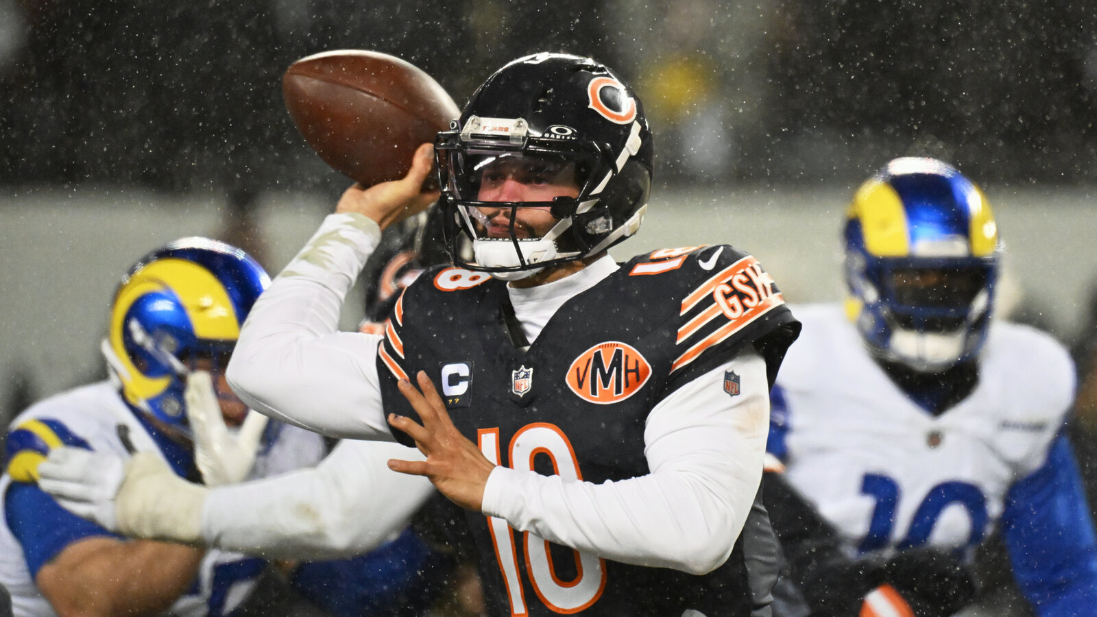 Caleb Williams has a profane response to critics of his painted nails