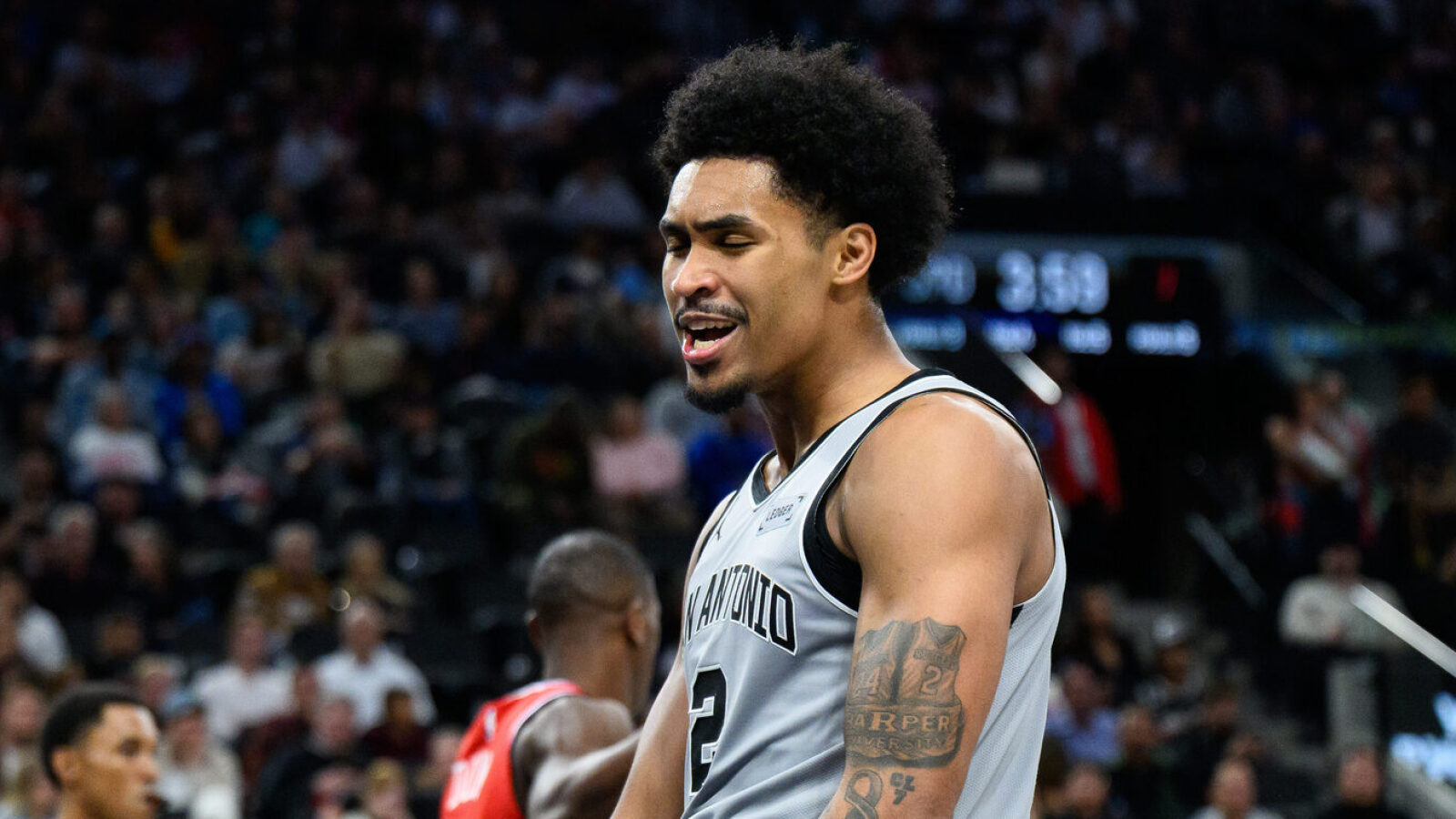 https://www.yardbarker.com/media/d/f/df6537d2b3a879663d1470d8a108bc4a480267ea/thumb_16x9/20-points-off-bench-playoff-games-quiz.jpg?v=1