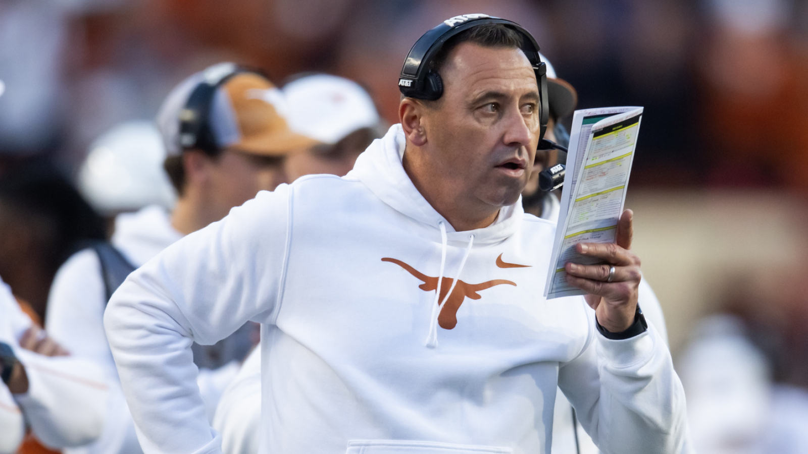 https://www.yardbarker.com/media/d/f/df75a88f8d04ad9d81a81332fbfdfe3842dfef83/thumb_16x9/texas-already-underestimated-before-season-opener.jpg?v=1