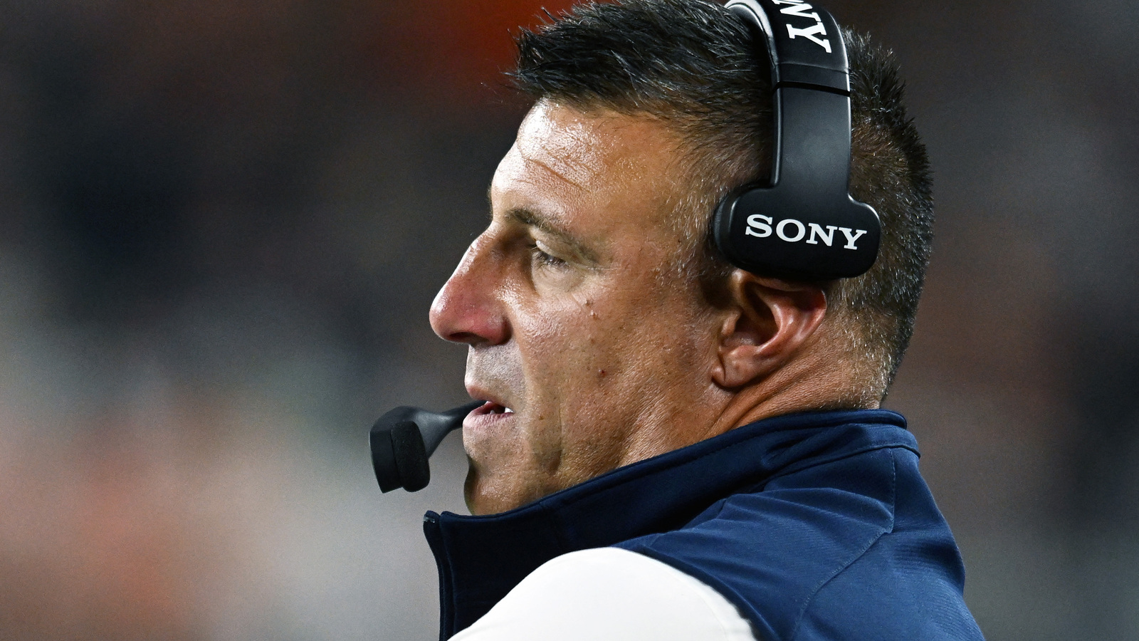 Mike Vrabel Emphasizes Accountability for AJ Brown with Patriots