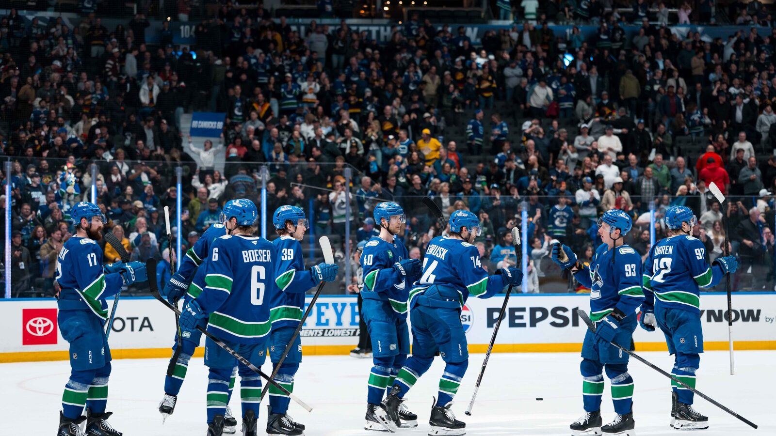 Report: Canucks' radio broadcast to move to Kiss radio