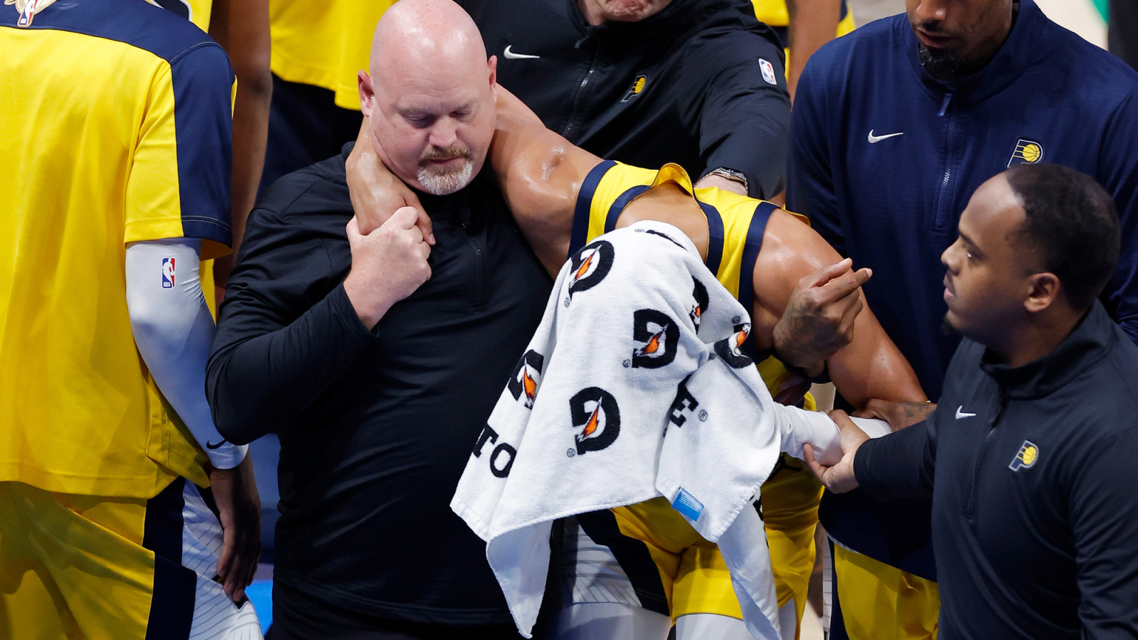 https://www.yardbarker.com/media/e/0/e05ebf6f9185ec1bc70d5b45353508b1f86498bd/thumb_16x9/pacers-haliburton-makes-first-statement-since.jpg?v=1