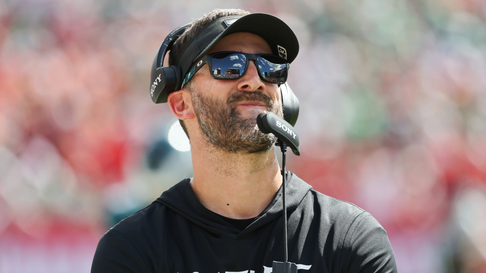 https://www.yardbarker.com/media/e/0/e063cce5d14221fedb59c3b39c912ed9277ed0f0/thumb_16x9/eagles-add-another-insufferable-layer-tush-push.jpg?v=1