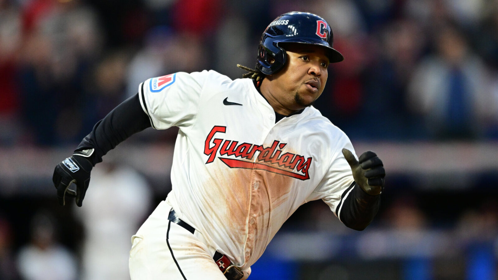 Guardians star day-to-day after exiting game with wrist sprain | Yardbarker