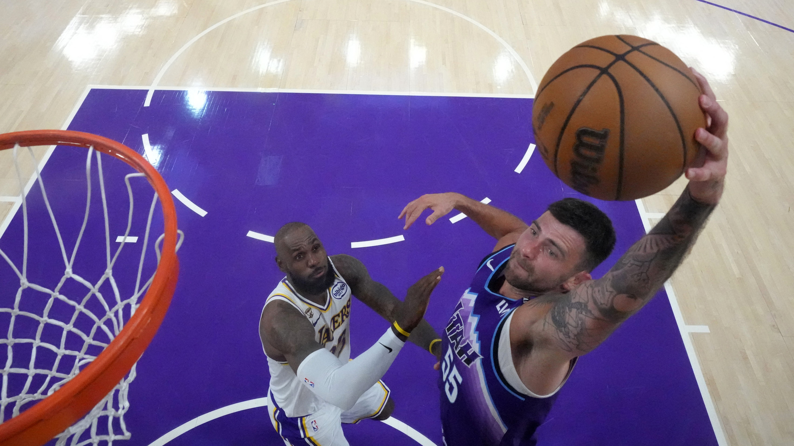 New York Knicks Sign Forward John Konchar to One-Year Deal