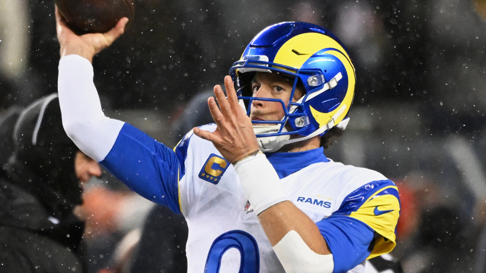 https://www.yardbarker.com/media/e/1/e194ef7056880978237851323b856570158a2330/thumb_16x9/five-best-mnf-games-2026-nfl-season-elite-qb.jpg?v=1