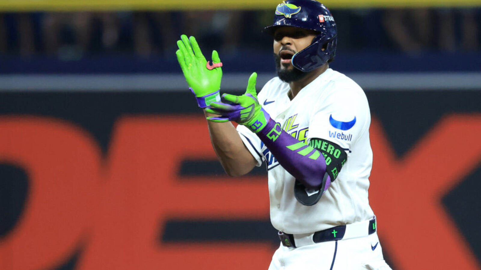 Rays-Guardians ALCS Game 4 Moved to Saturday as Rain Disrupts Playoff ...