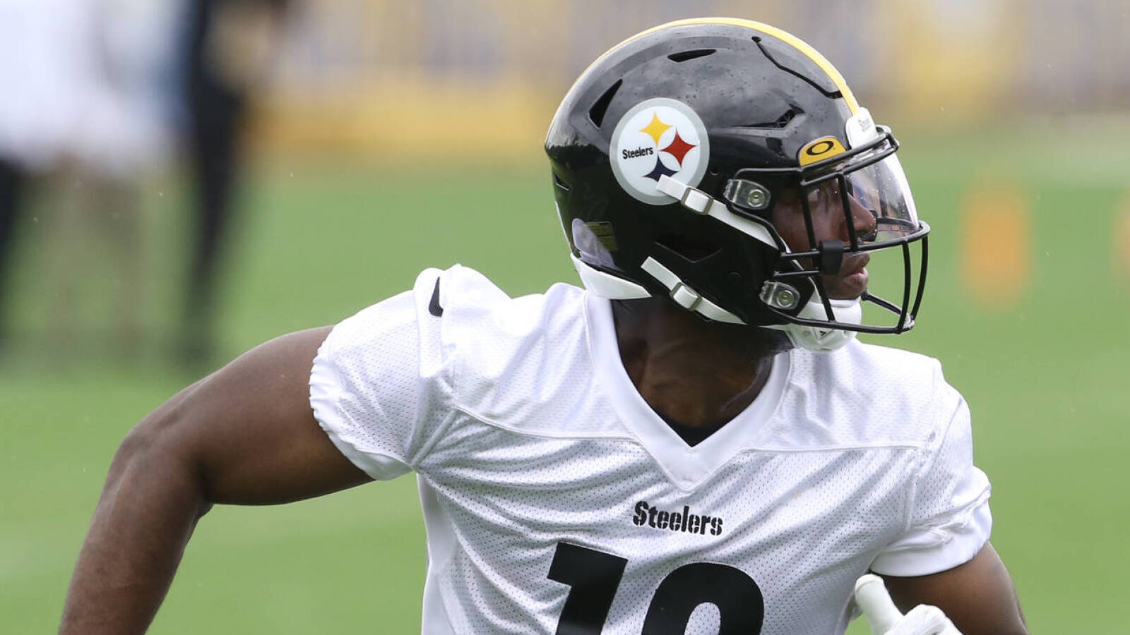 Steelers ReSign Veteran Wide Receiver Yardbarker