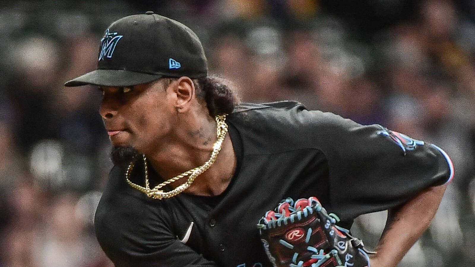 Report: Marlins shopping four starting pitchers - Vimarsana News