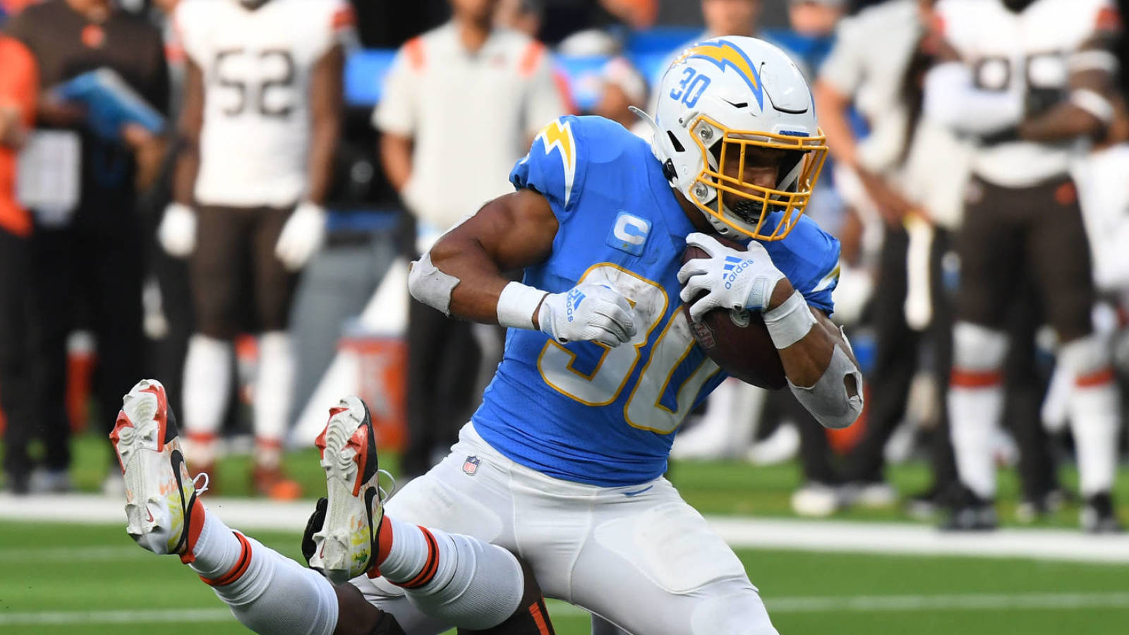 Browns actually pull Austin Ekeler into finish zone for sensible purpose