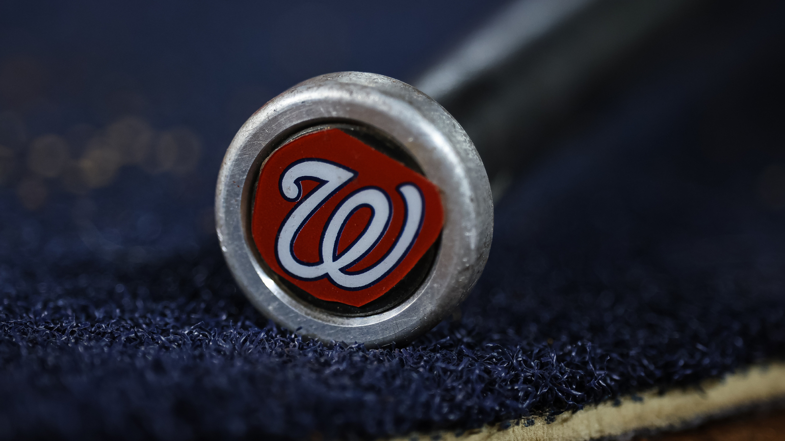 https://www.yardbarker.com/media/e/3/e336187e3a568087bcb4294bfc16ded1b8378be8/thumb_16x9/new-nationals-gm-manager-must-rescue-franchise.jpg?v=1