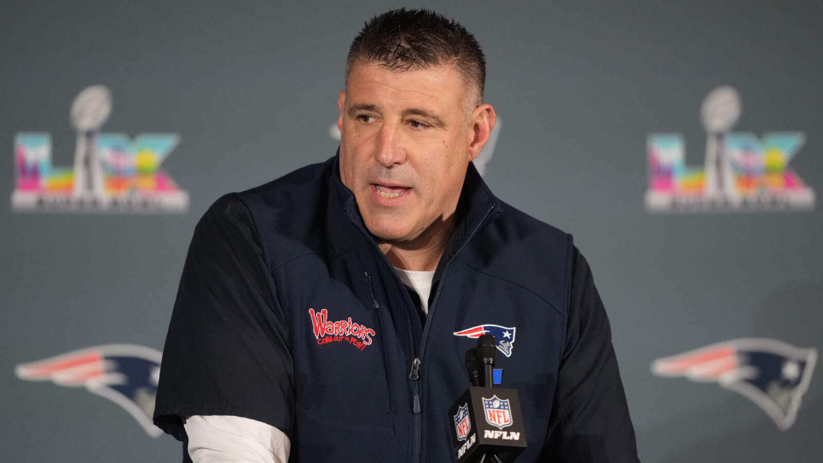 What Patriots HC Mike Vrabel said about huge update on potential trade for Eagles' A.J. Brown