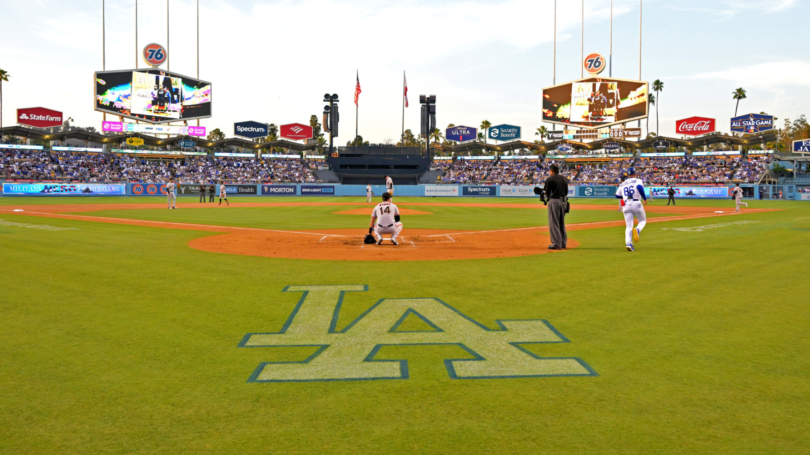 Dodgers’ World Series berth creates wild Los Angeles sports equinox