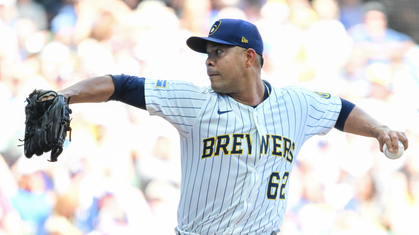 https://www.yardbarker.com/media/e/3/e3b0892b3a48199defbc4a3e66cf5bdddb2e25c0/thumb_16x9/brewers-place-lefty-starter-on-15-day-il-calf.jpg?v=1