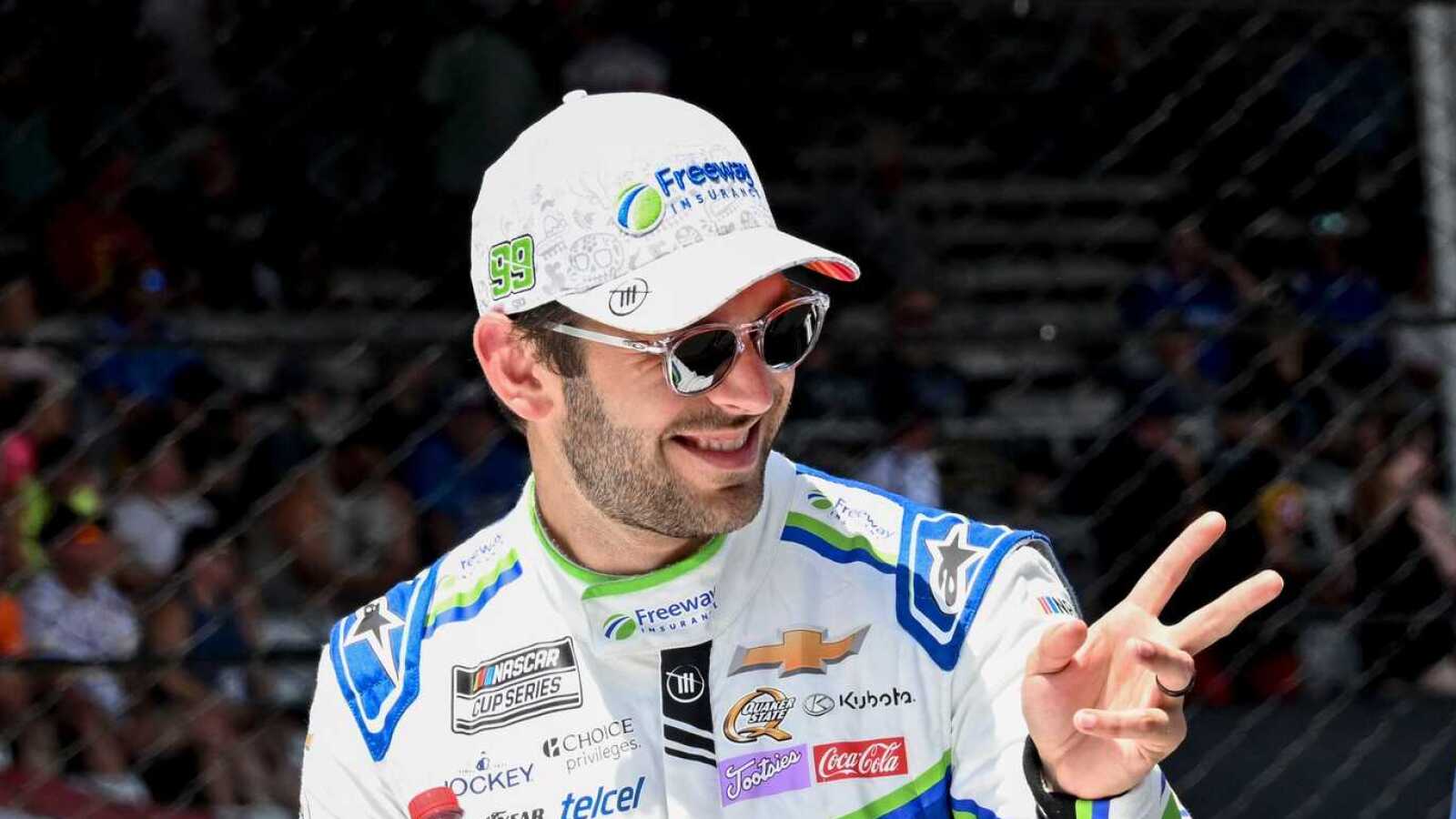 https://www.yardbarker.com/media/e/3/e3d459e9eea81287366064b68b4e6cfaac2952de/thumb_16x9/daniel-suarez-signs-spire-motorsports-2026-nascar.jpg?v=1