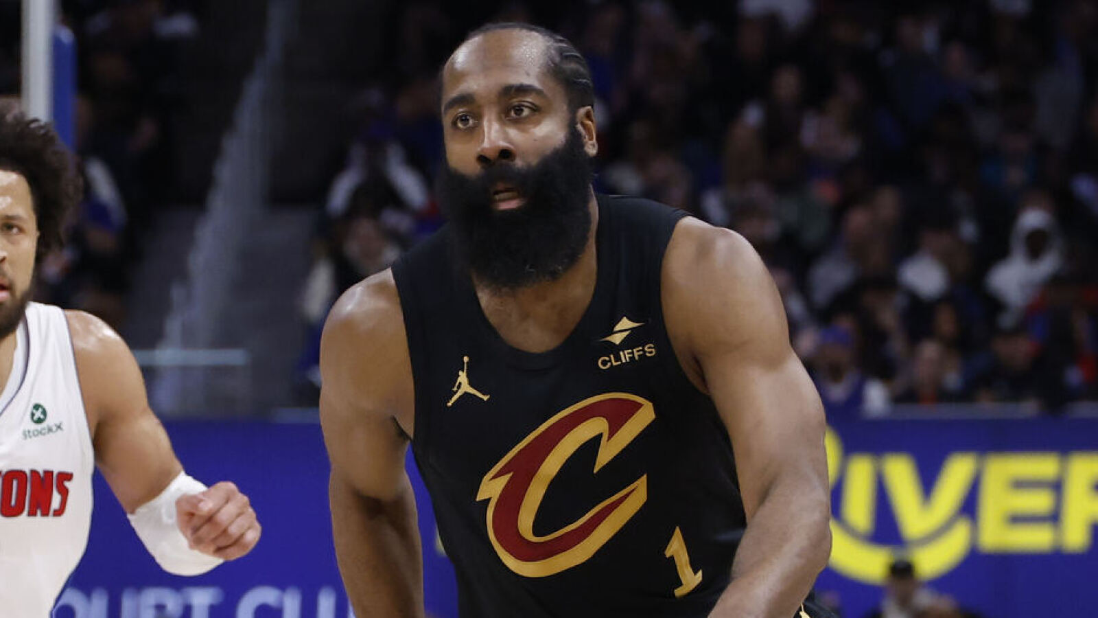 https://www.yardbarker.com/media/e/3/e3e110a30eb45f793a87a6d8c06e84904465c972/thumb_16x9/james-hardens-huge-fourth-quarter-leads-cavaliers.jpg?v=1