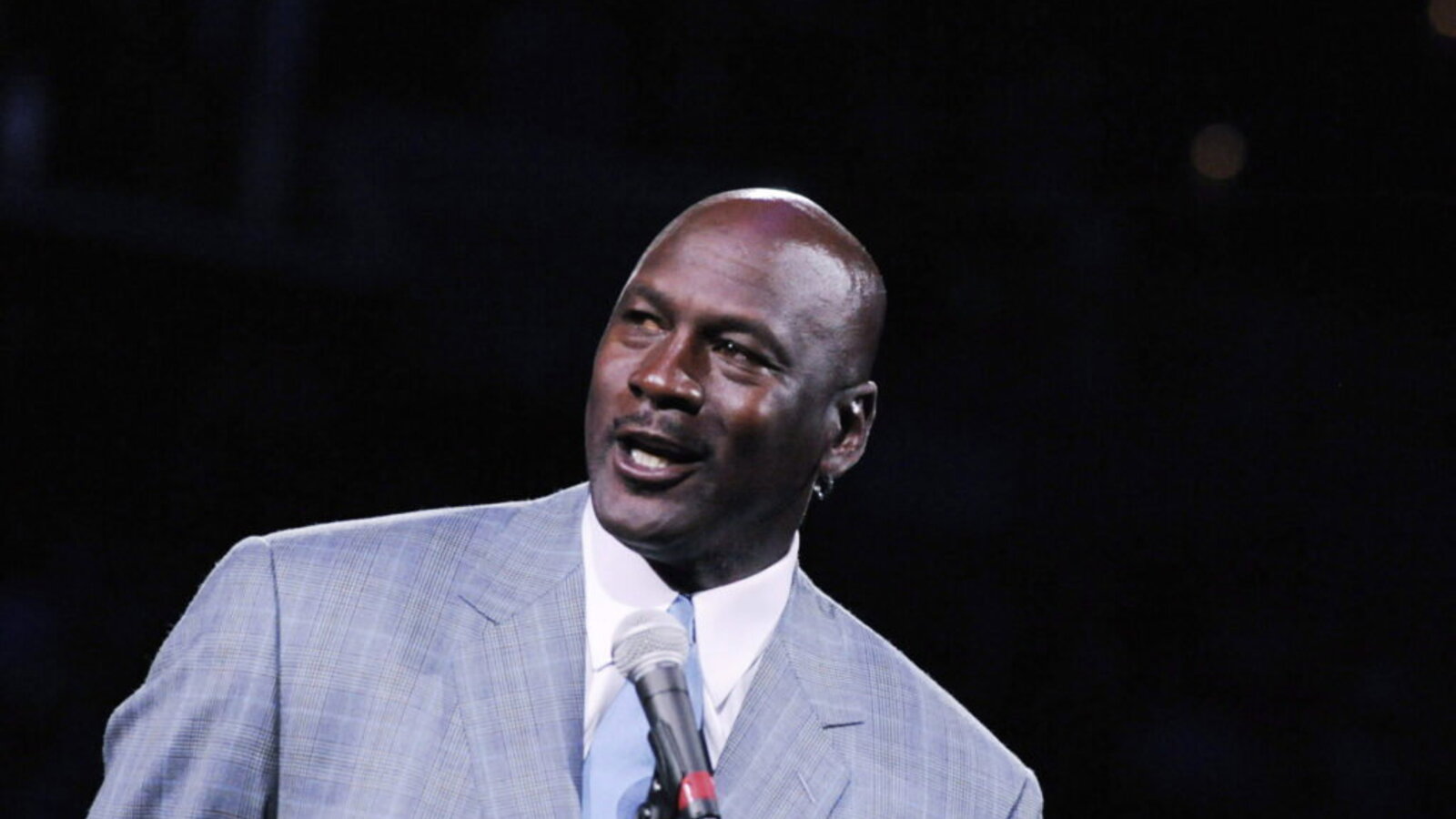 'Don't Have That Clause Within the Contract': Michael Jordan Sounds Off on Today's NBA Stars