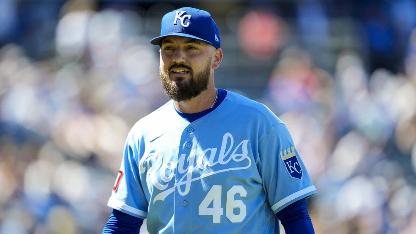 Yankees Acquire Reliever John Schreiber from Royals