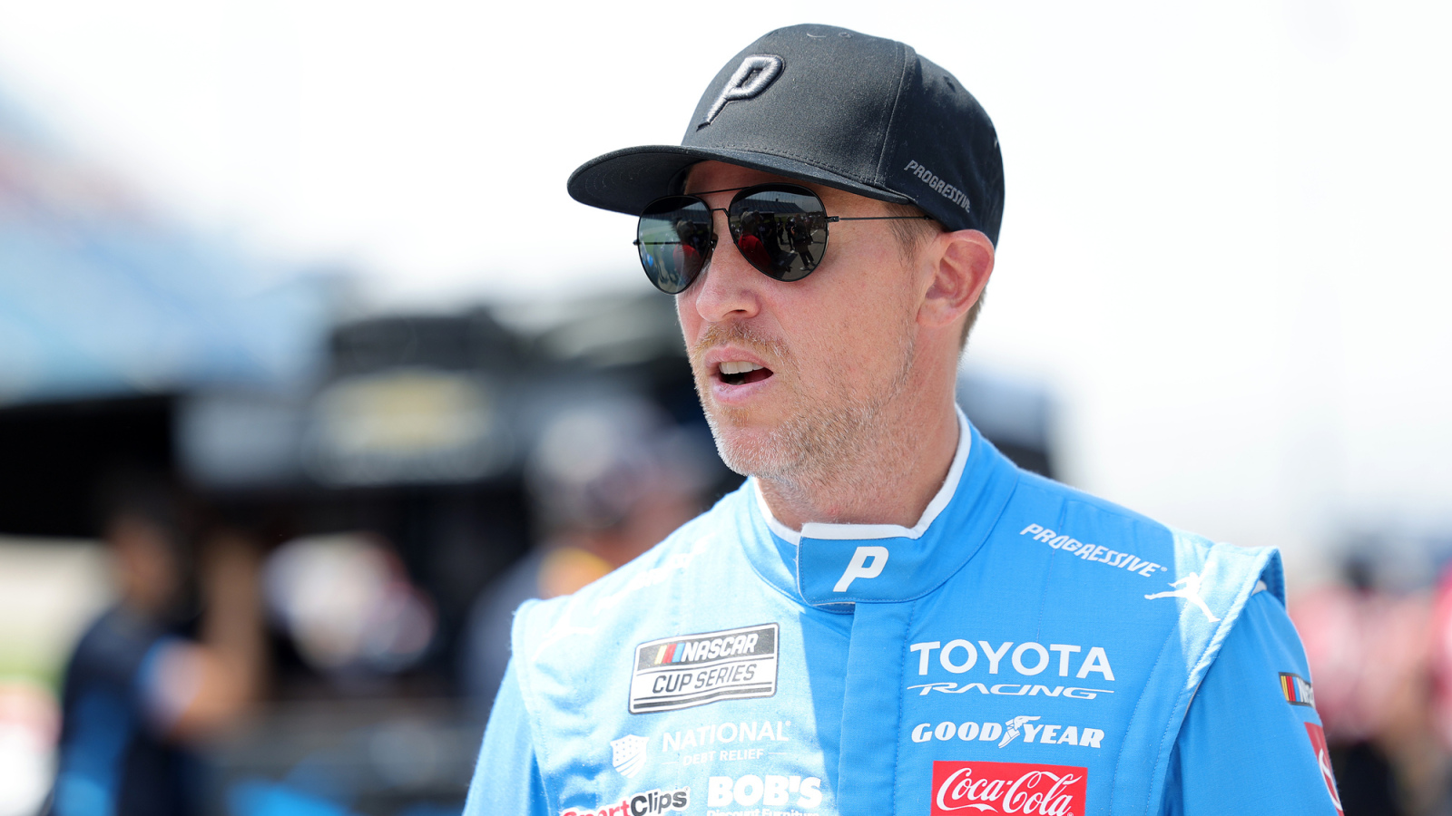 https://www.yardbarker.com/media/e/4/e46fb0685f35b5e9519072021de486d918d102fa/thumb_16x9/nascar-eero-400-preview-favorite-underdog-top.jpg?v=1