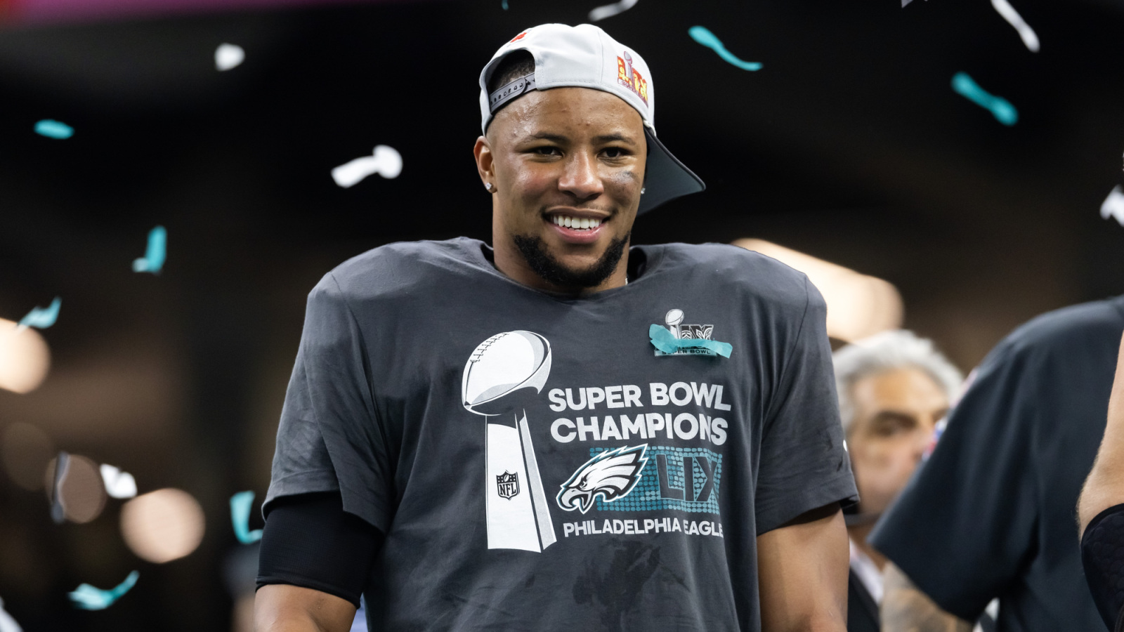 https://www.yardbarker.com/media/e/4/e4b8bfda87746d64db93170734c4987a9fe97ea5/thumb_16x9/barkley-addresses-shift-mindset-eagles-super-bowl.jpg?v=1