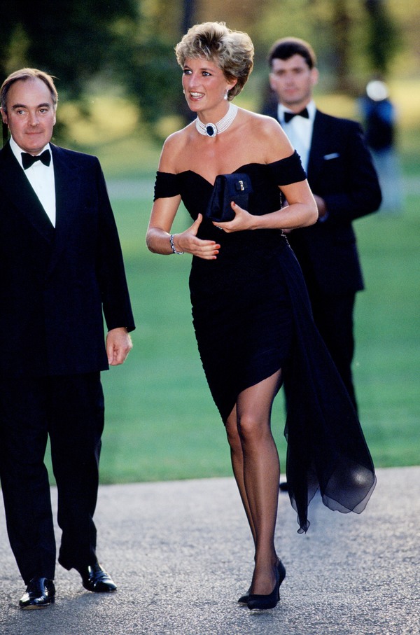 celebrities funeral outfits