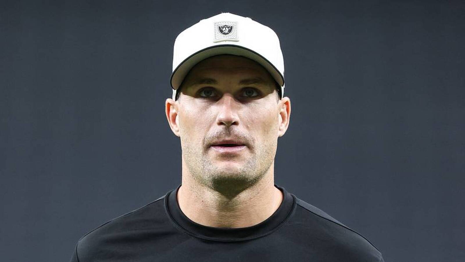 Why Starting Cousins Is Raiders' Right Call, Mendoza Wait Continues