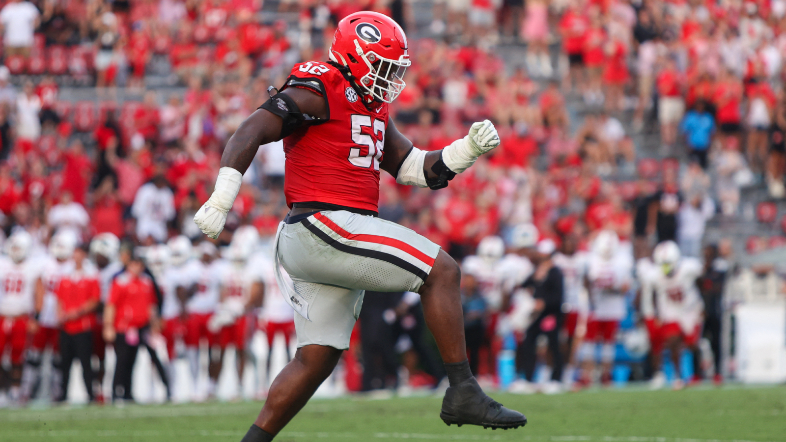 Former Georgia DT Christen Miller performs act of kindness in New Orleans grocery store