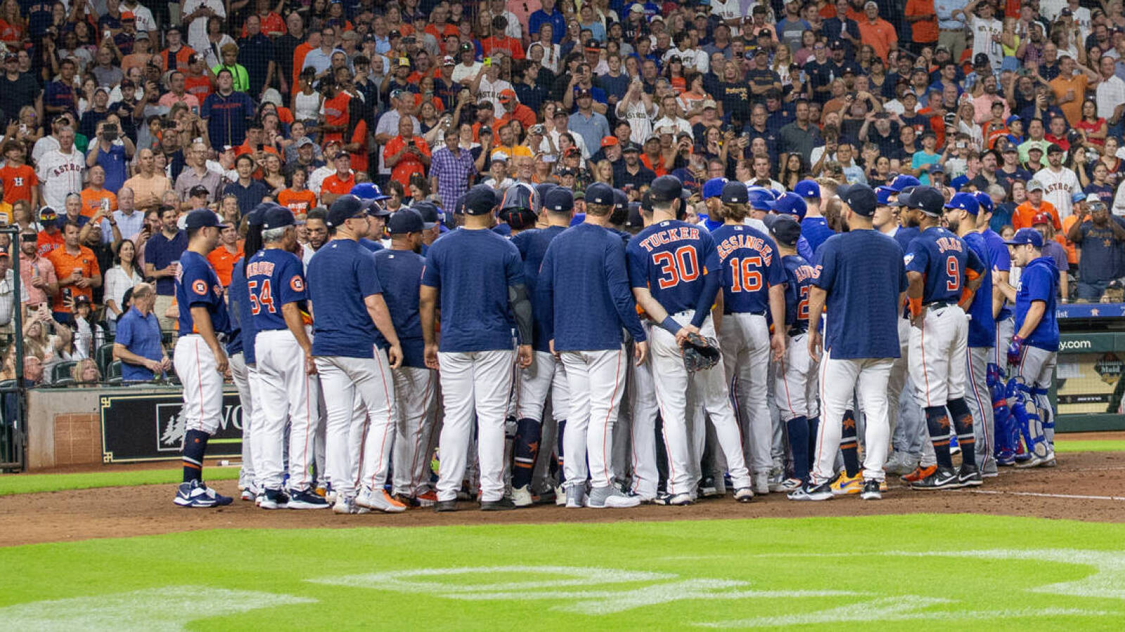 Rangers, Astros clear the benches after Garcia's grand slam Yardbarker