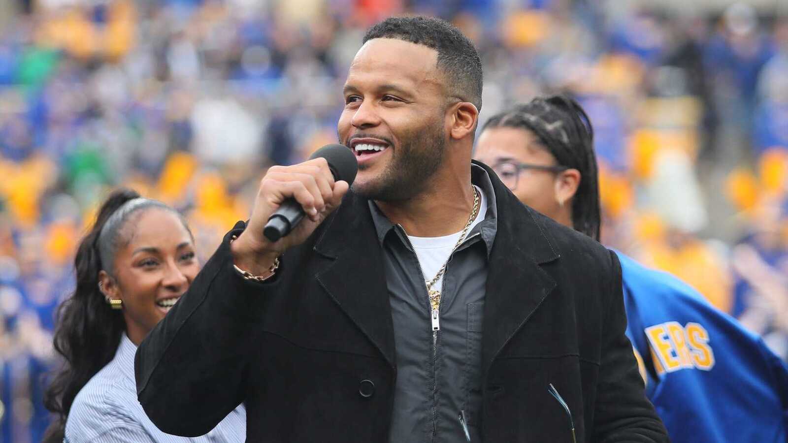 Aaron Donald Signs with Talent Management Team Amid Possible Rams Return