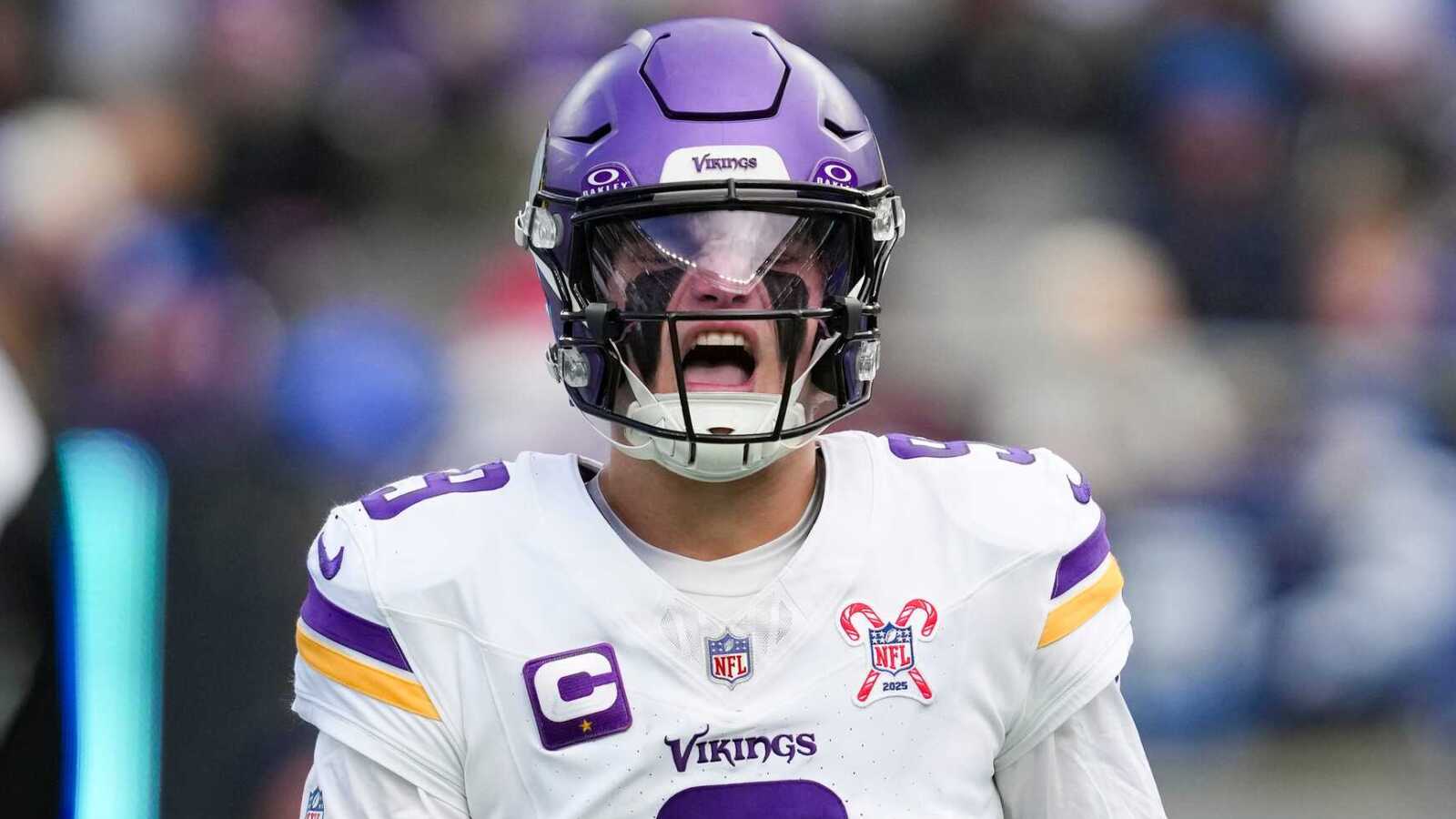 https://www.yardbarker.com/media/e/6/e658a367e7037c6911f9827da23481dc0a5fb3ba/thumb_16x9/vikings-hc-exec-seem-feelings-clear-mccarthy.jpg?v=1