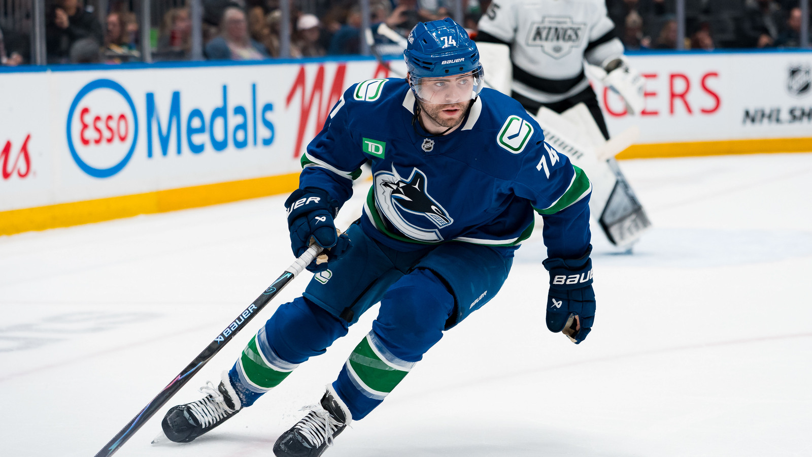 Insider suggests Canucks could trade leading goal scorer for absurd reason