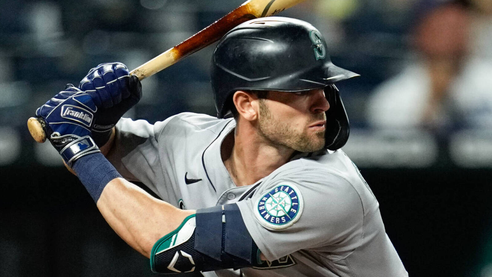 Mariners avoid arbitration with OF Mitch Haniger - Vimarsana News