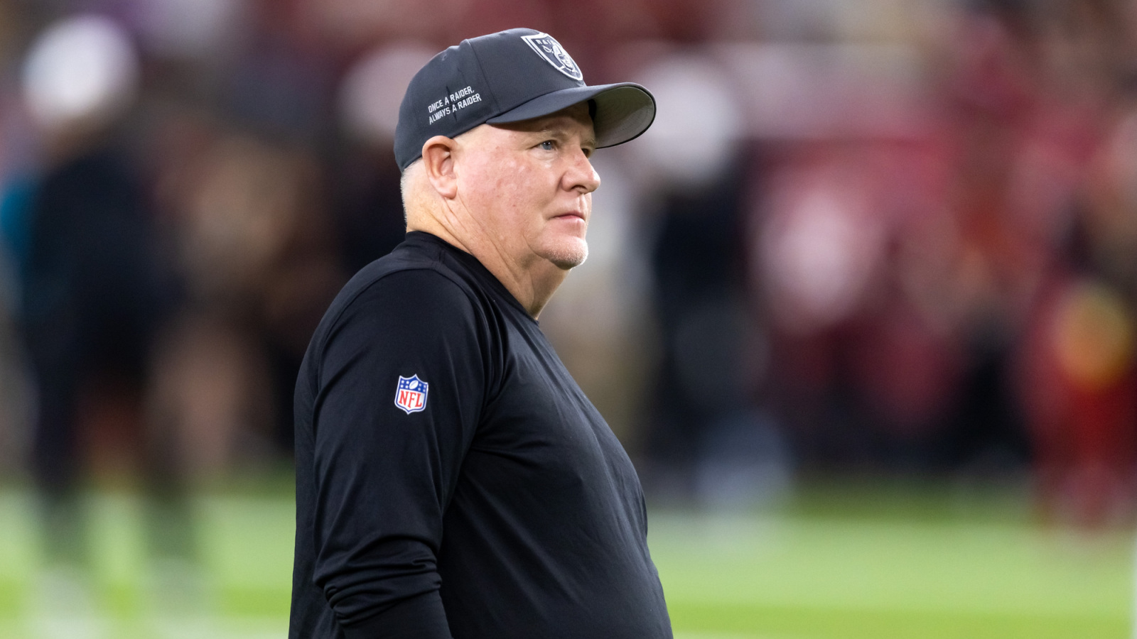 https://www.yardbarker.com/media/e/6/e66bf9eb48dd21d197c2a5329af5ce51eb258290/thumb_16x9/raiders-oc-chip-kelly-responds-criticism-his-play.jpg?v=1