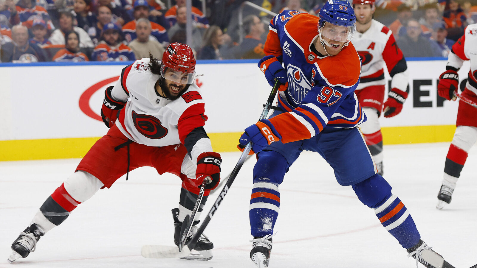 It's time to talk about Connor McDavid's historic 260-point pace