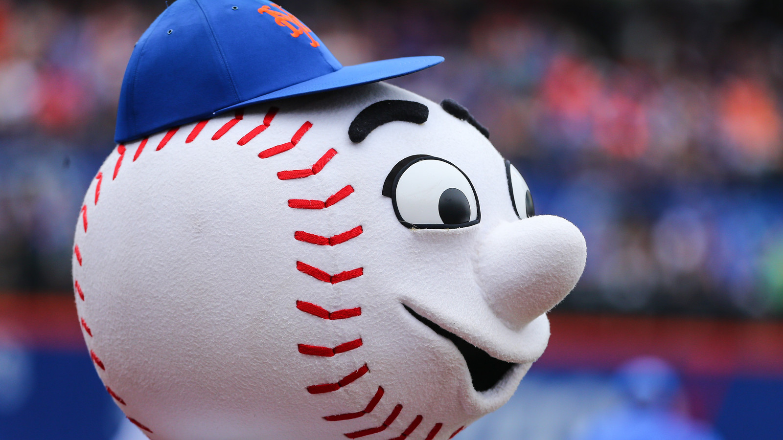 Mets mascot jokes and memes hit Twitter | Yardbarker