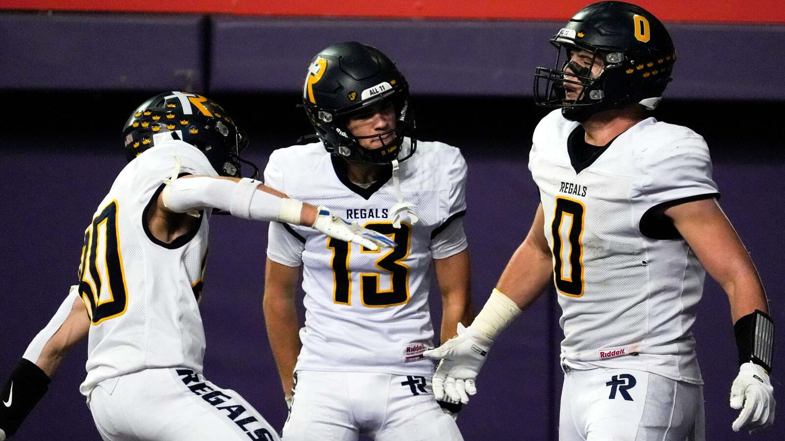 There’s a talented defender that Notre Dame football should do its best to flip for the 2027 recruiting class