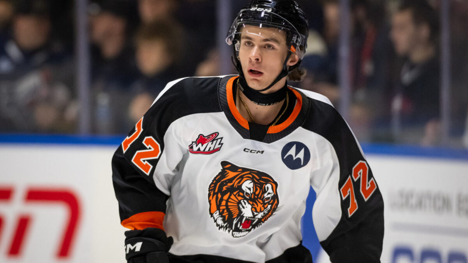 2025 Memorial Cup Day 1: Medicine Hat Plays Spoiler in 5-4 Victory Over ...