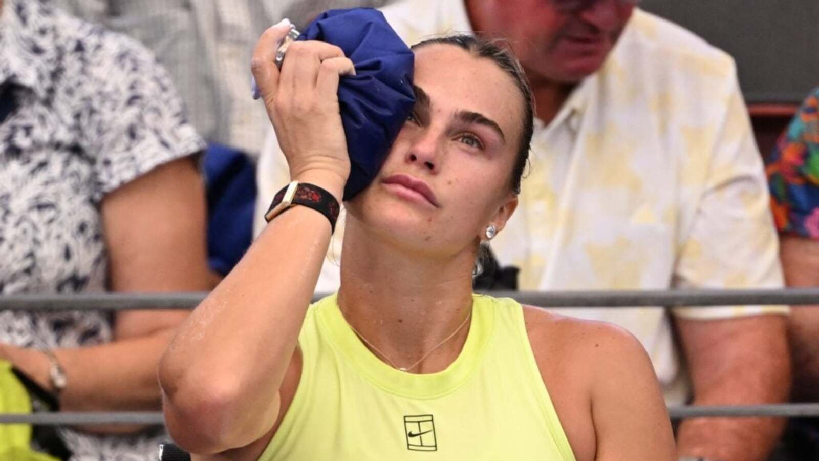 Aryna Sabalenka urged to follow Iga Swiatek’s lead after Australian Open setback