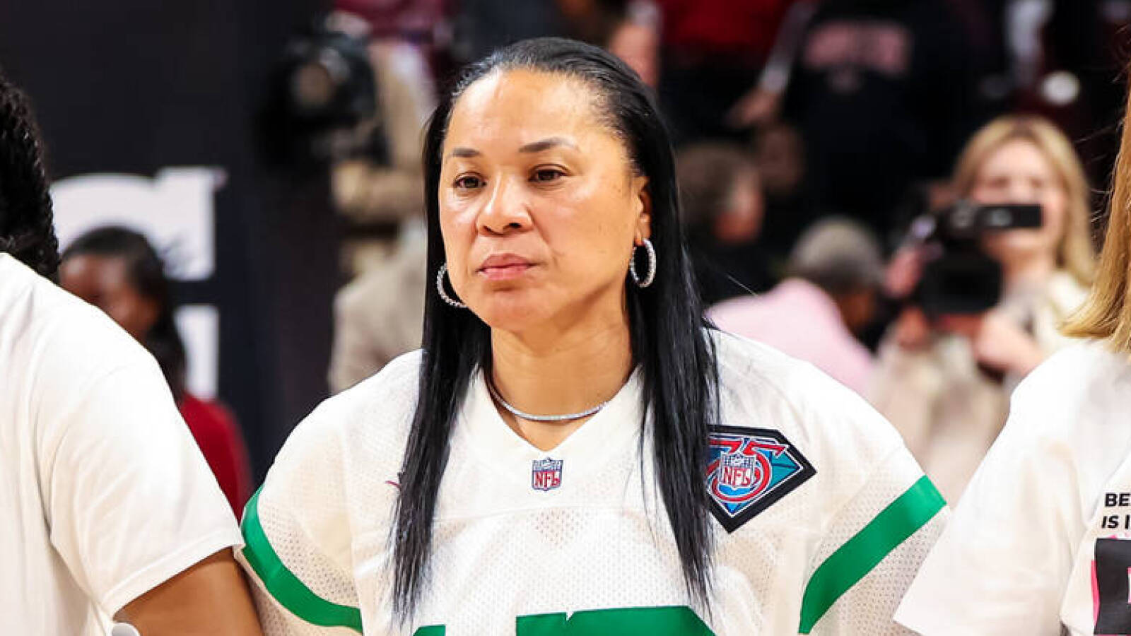 South Carolina's Dawn Staley coaches game in Eagles jersey | Yardbarker