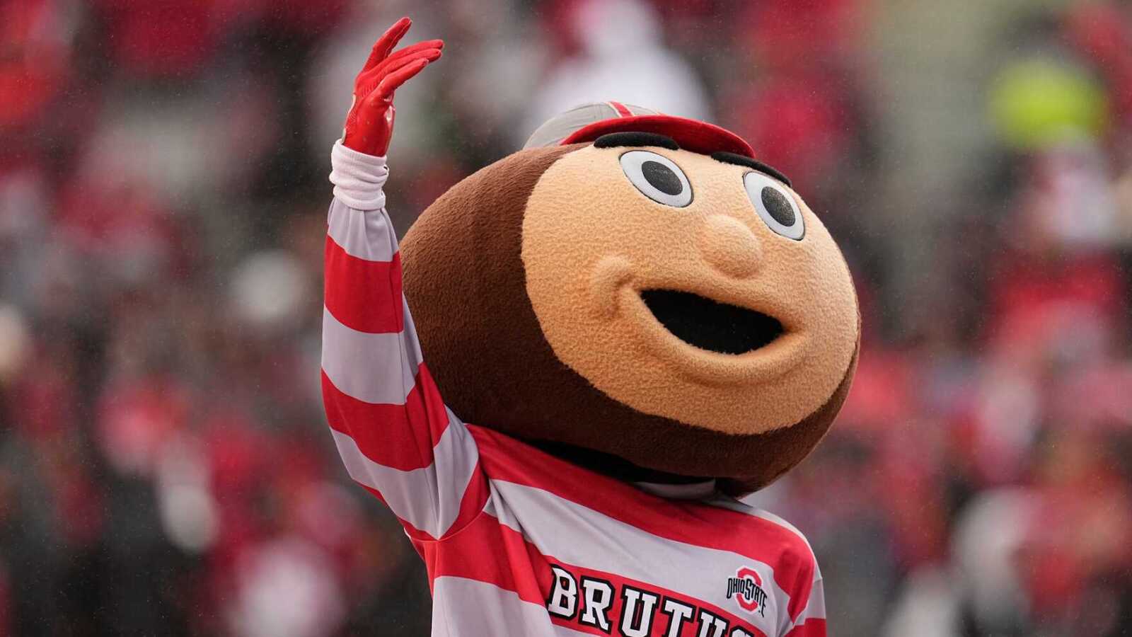 https://www.yardbarker.com/media/e/7/e74df3203c86375f99bc56bcb1b70d1876c2a82a/thumb_16x9/ohio-state-ohio-mascot-matchup-15-years-making.jpg?v=1